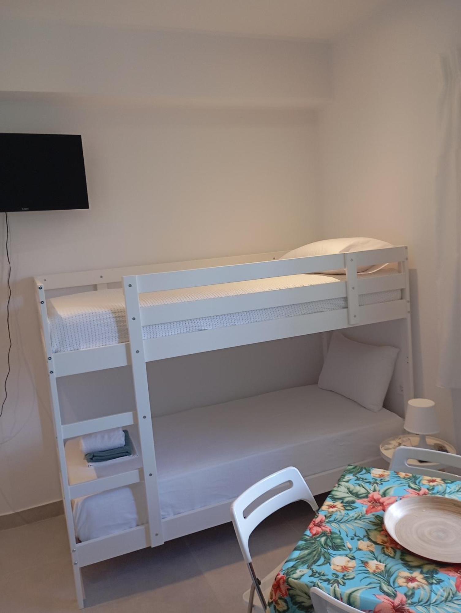 Anastasias Apartments Ирия Экстерьер фото