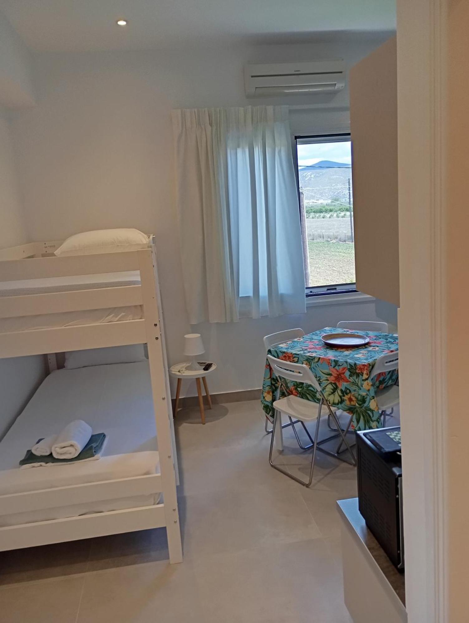 Anastasias Apartments Ирия Экстерьер фото