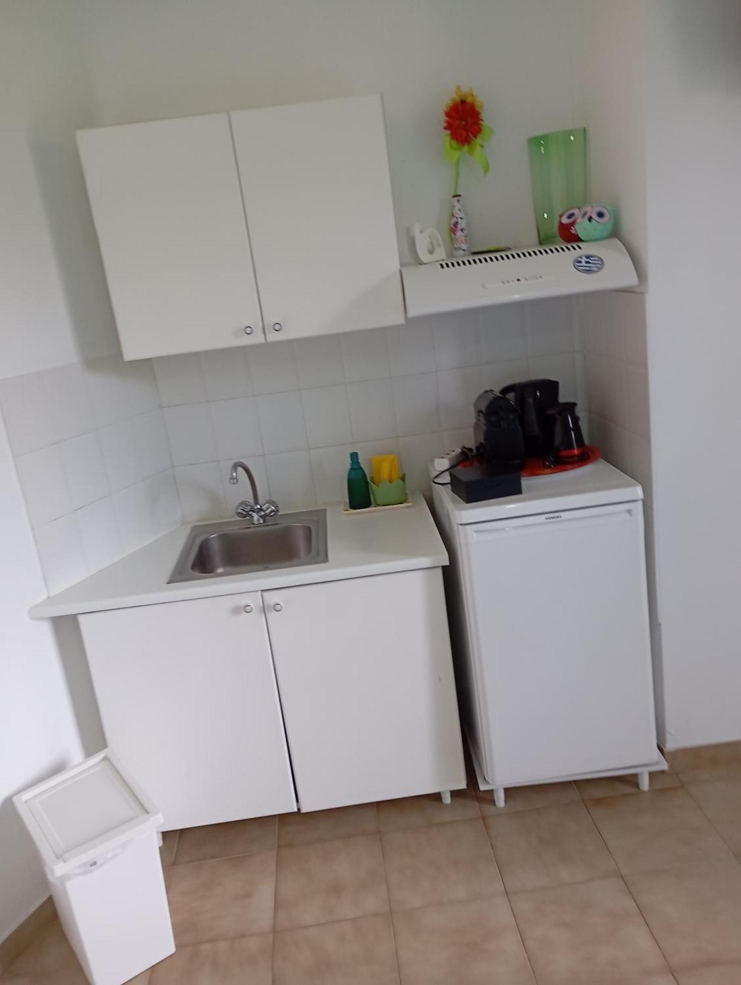 Anastasias Apartments Ирия Экстерьер фото